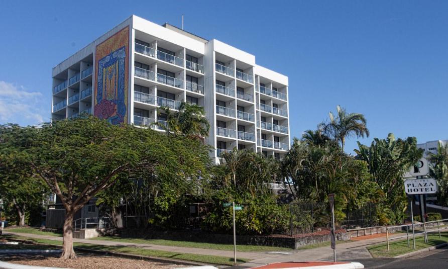 Cairns Plaza Hotel Bagian luar foto